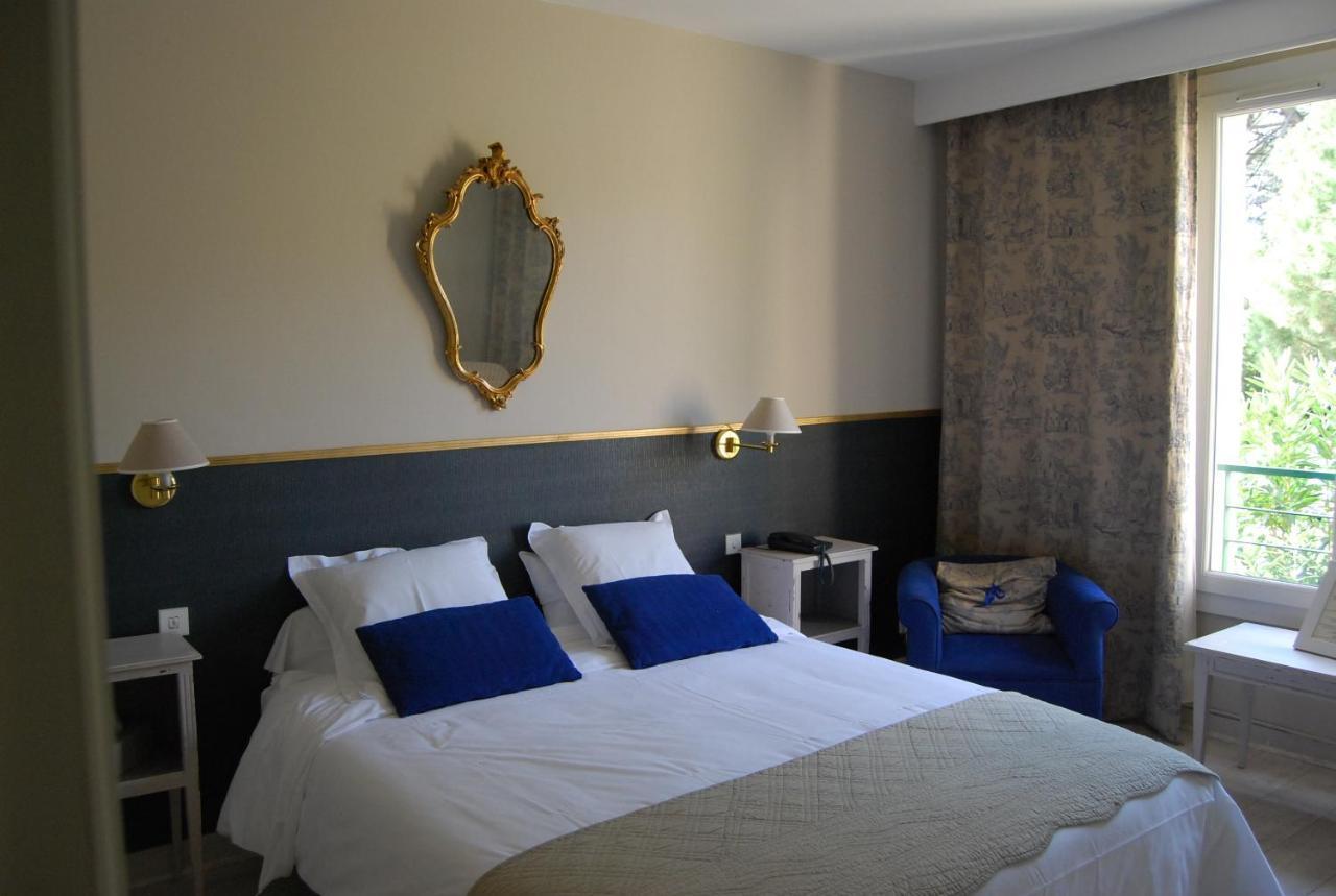 Logis Hotel Restaurant Les Aubuns Caissargues Rum bild